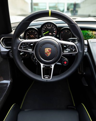 Porsche 918 Spyder Interior